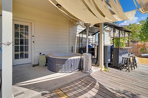 Pet-friendly Austin Area Home w/ Outdoor Oasis