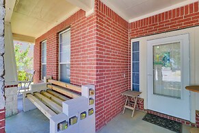 Pet-friendly Austin Area Home w/ Outdoor Oasis