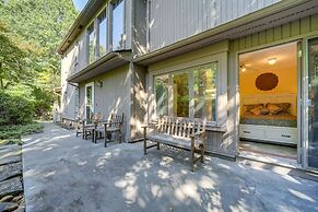 Spacious North Carolina Retreat - Patio & Fire Pit