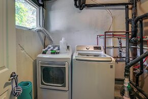 Silver Creek Vacation Rental on Mayfield Lake!