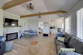 Stylish Grass Lake Retreat - Steps to Park!