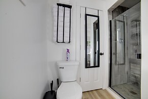 Stylish Grass Lake Retreat - Steps to Park!