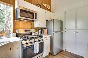 Cozy & Chic Lake Arrowhead Cabin w/ Deck!