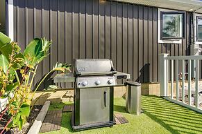 Seaside Park Cottage w/ Gas Grill: Steps to Beach!
