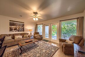 Ww I102 Restful River Retreat 2 Bedroom Condo by RedAwning