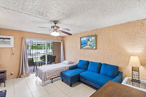 One Nice Caribbean View 1 Bedroom Condo by RedAwning