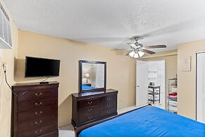 One Nice Caribbean View 1 Bedroom Condo by RedAwning