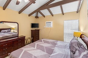 Caribbean View Style 1 Bedroom Condo by RedAwning