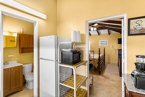 A Getaway From Your Getaway 1 Bedroom Condo by RedAwning