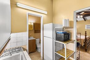 A Getaway From Your Getaway 1 Bedroom Condo by RedAwning