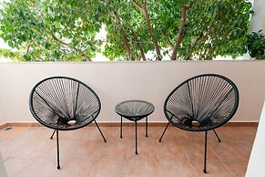 Phaedrus Living Cozy Flat Koukaki