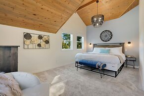 The Magnolia House in Old Town - Private Hot Tub