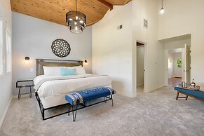 The Magnolia House in Old Town - Private Hot Tub