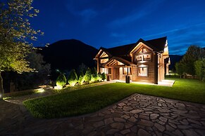 Evritos Villas & Suites with Pool