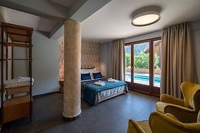 Evritos Villas & Suites with Pool