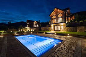 Evritos Villas & Suites with Pool