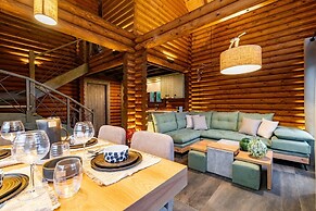 Evritos Villas & Suites with Pool