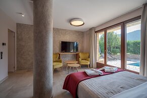 Evritos Villas & Suites with Pool