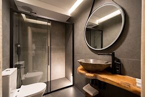 Evritos Villas & Suites with Pool