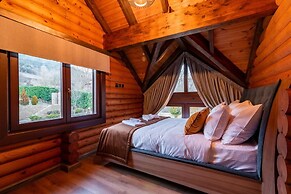 Evritos Villas & Suites with Pool