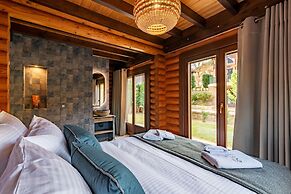 Evritos Villas & Suites with Pool