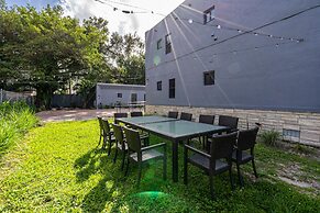 Apartment in Miami Oasis Family