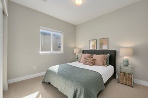 Exquisite Home by Old Town - Steps From Poudre Trl