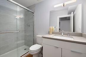 Exquisite Home by Old Town - Steps From Poudre Trl