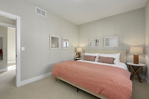 Exquisite Home by Old Town - Steps From Poudre Trl