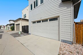 Exquisite Home by Old Town - Steps From Poudre Trl
