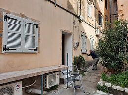 Contemporary Studios Old Port