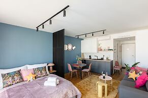 Urban Chic Residences