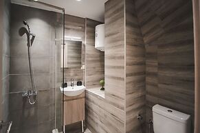 Contemporary Studios Historic Center