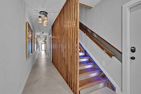 Gorgeous Apartment with Free Parking