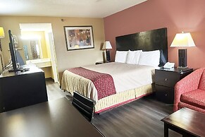 Garden Inn & Suites