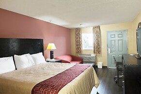Garden Inn & Suites