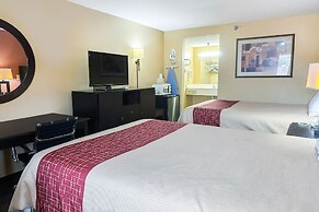 Garden Inn & Suites