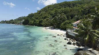 Beach View Villa - Beauvallon Villas