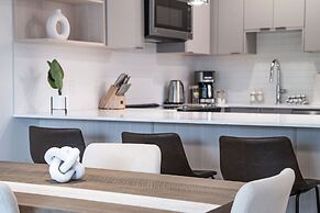 RevelStoked Getaway by Revelstoke Vacation