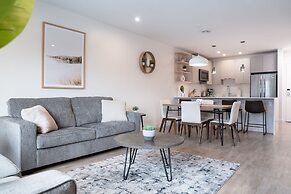 RevelStoked Getaway by Revelstoke Vacation