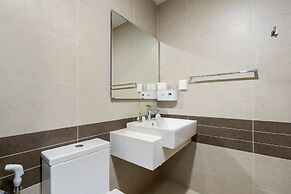 Moonlight Apartments RiverGate