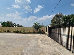 RiReRa Guest House Bogor