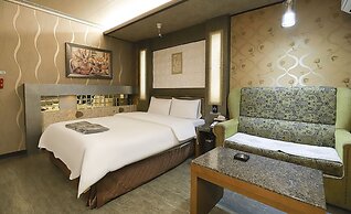 Tiffany Self Check-in Hotel