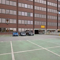 Sevenstays Broadway Residences - Gym and Parking