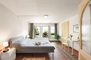 Villa Matilde Lake Front