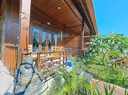 Green Cottage by ABM