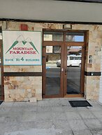 Gondola Paradise - 50m Away, 250mbps Wi-fi!