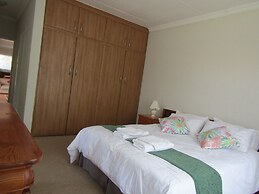 Charming Randburg Accommodation Near the Olivedale Clinic