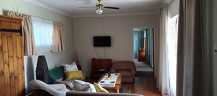 Charming Randburg Accommodation Near the Olivedale Clinic