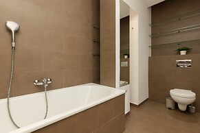 Apartament z 2 Sypialniami by Renters